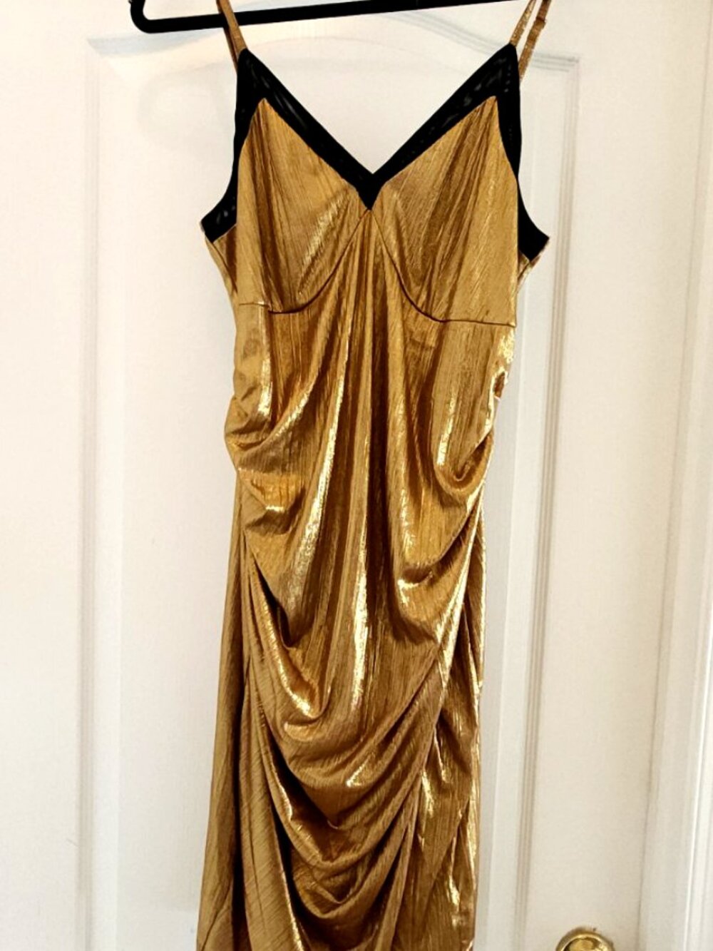 Metallic V-neck Solid Ruched Midi Dress Curve & Plus